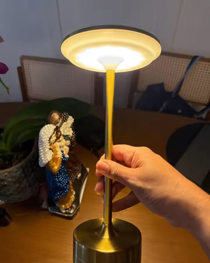 HaloBeam Lamp