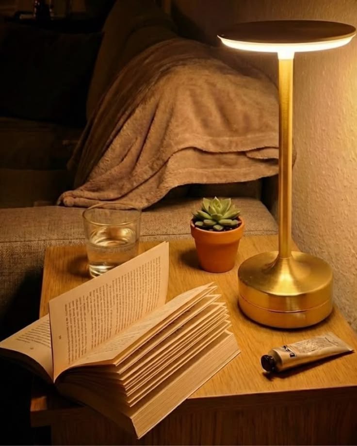 HaloBeam Lamp